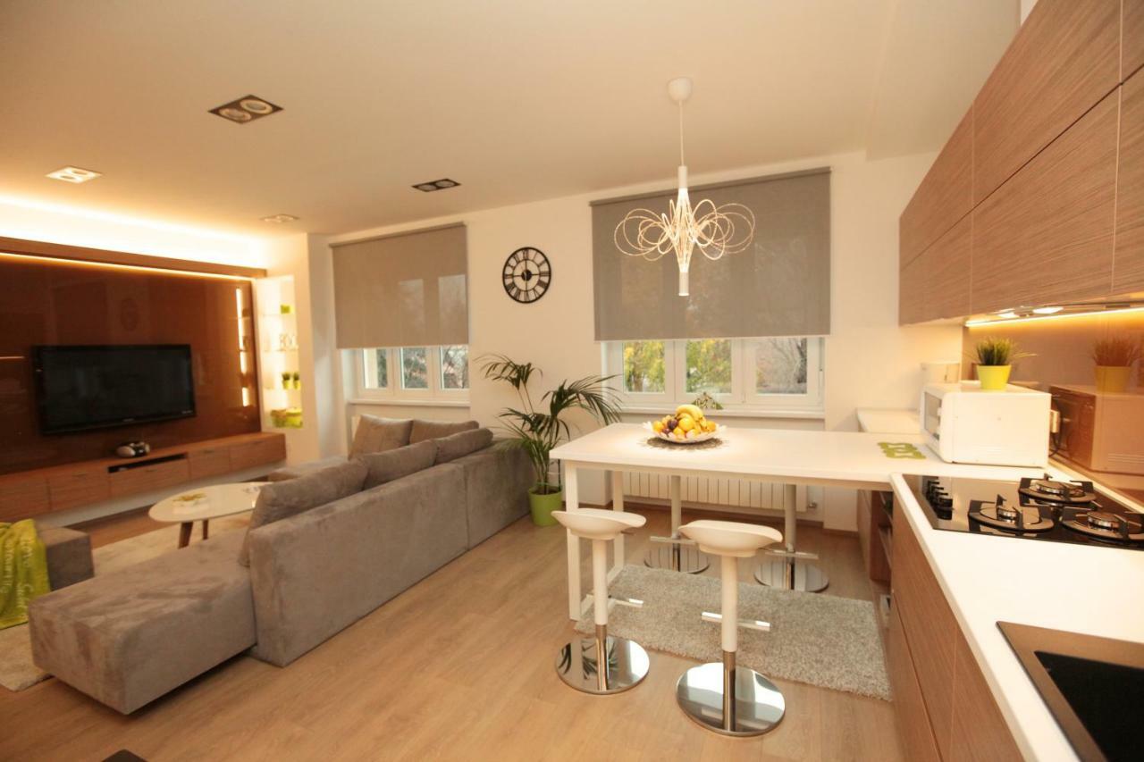 זאגרב Apartment Cubo Maksimir 1 מראה חיצוני תמונה